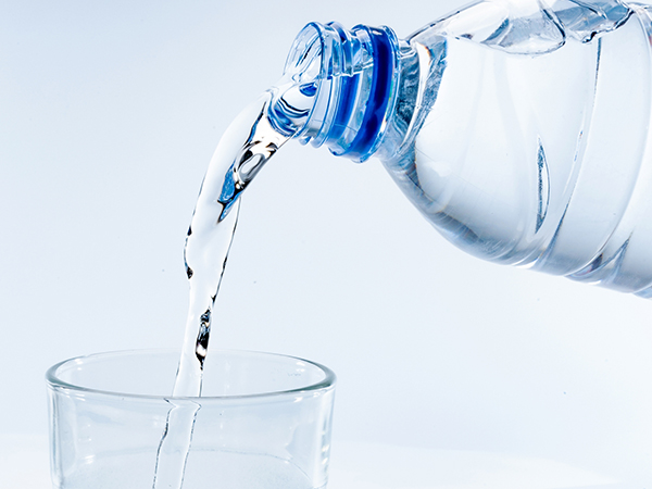 Microsoft Fabric上に消費者アンケートデータ分析基盤を構築し、調査結果データの登録〜分析までを標準化 